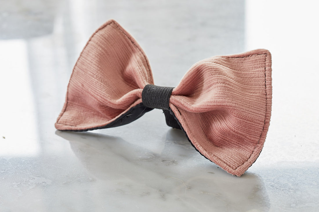 PINK VELVET DOG BOW TIE
