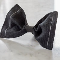 BLACK DOG BOW