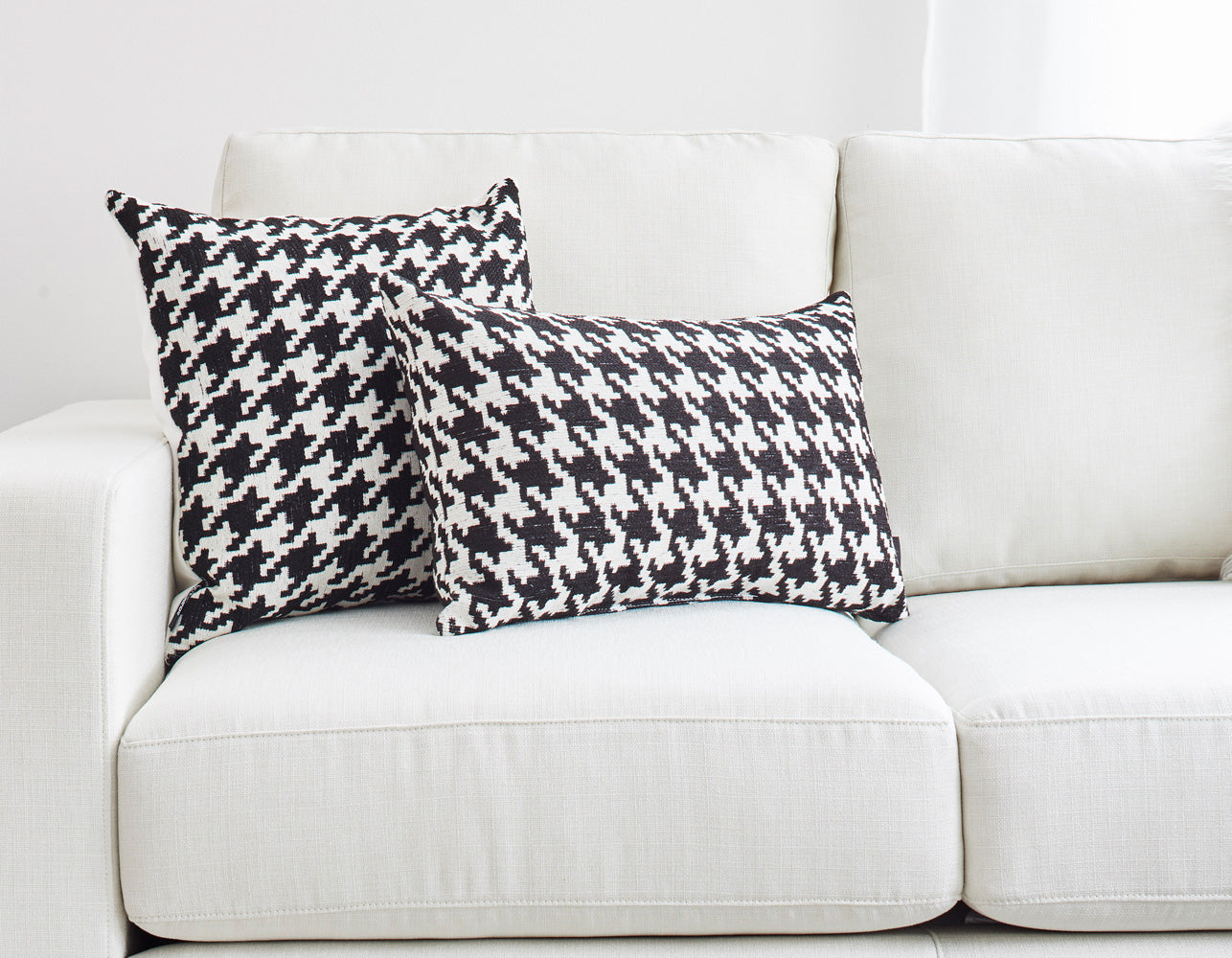 Houndstooth pillow outlet covers