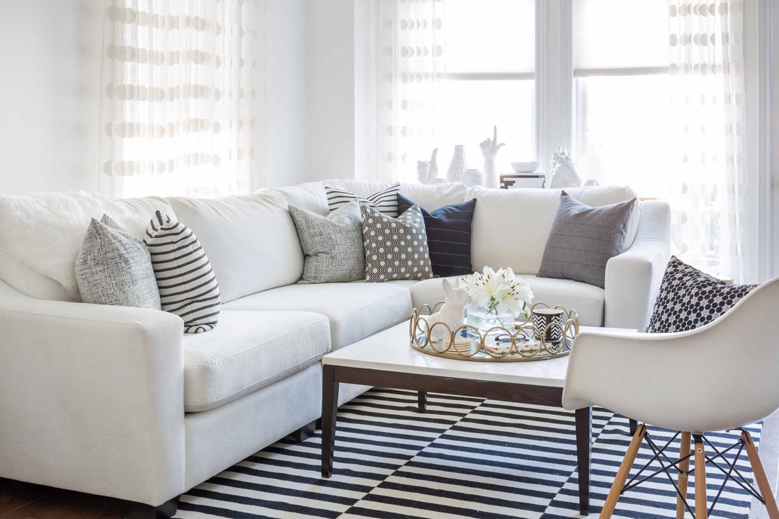 SECTIONAL SOFA
