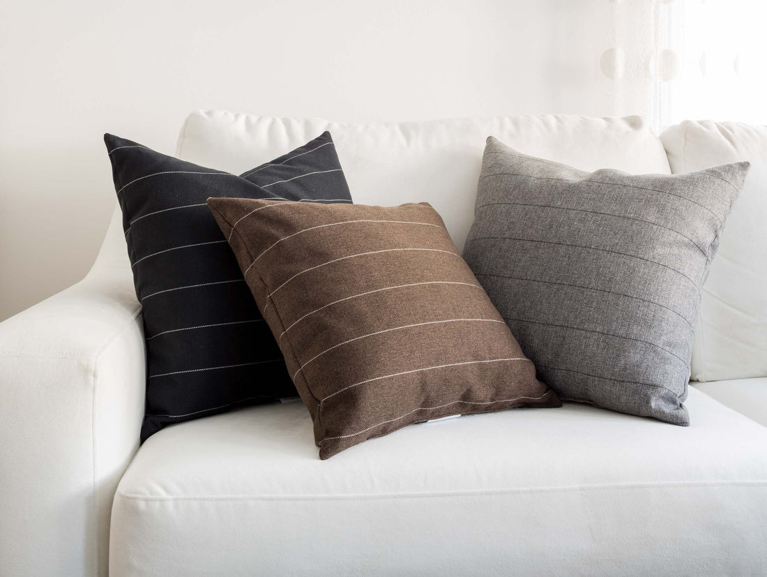 ACCENT PILLOW